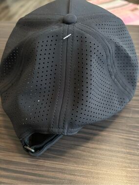 Women’s/Men’s Hats